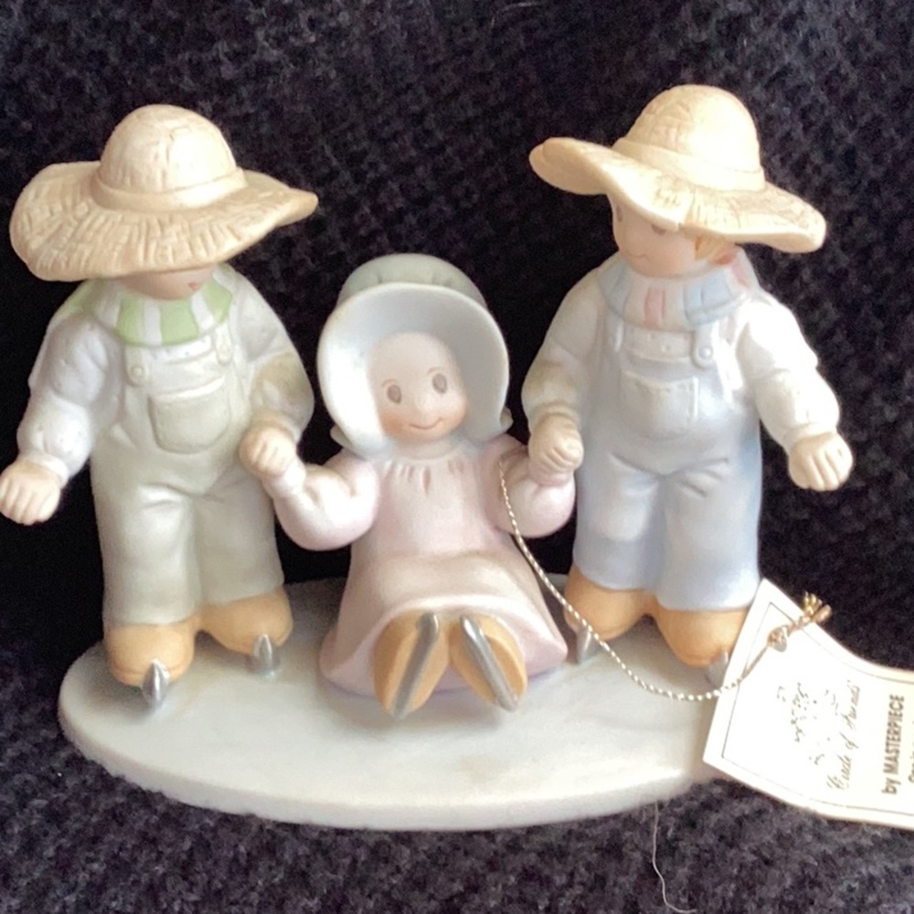 Circle of Friends figurines
